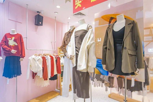 2022三亚风情街 虎力全开迎新春，年货大集燃动时尚消费