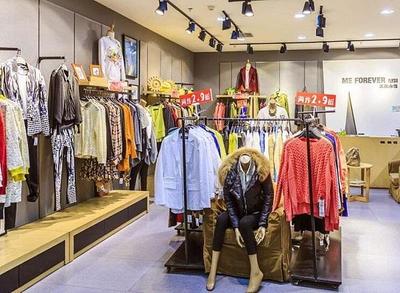 携手共创时尚巅峰，开启你的专属创业机遇！圣卡罗女装专卖店诚邀加盟